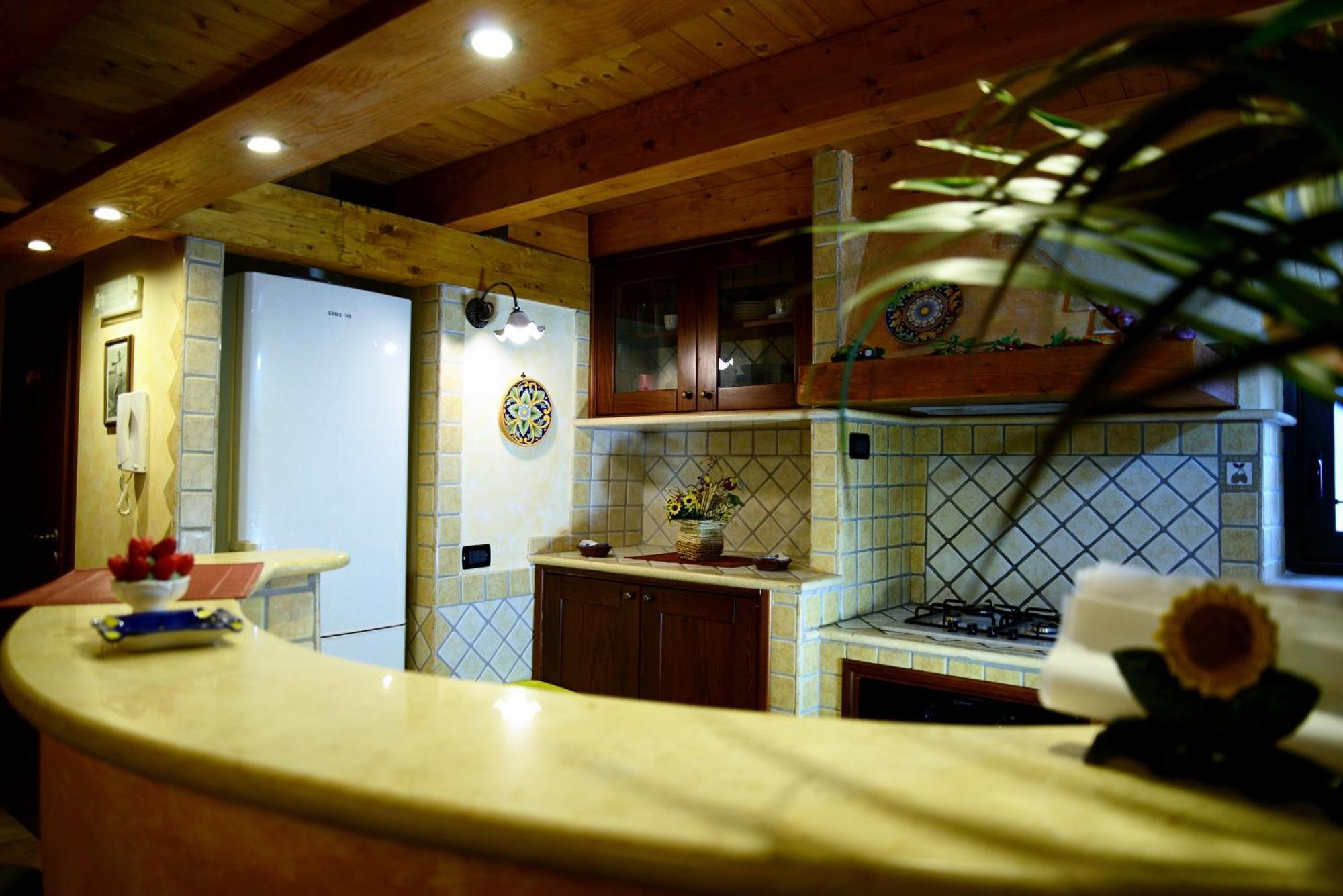 Alla Corte Dei Ventimiglia Montelepre Bagian luar foto