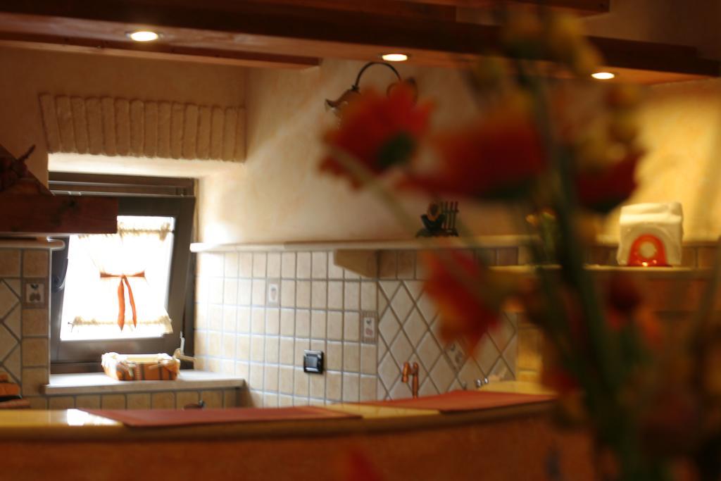 Alla Corte Dei Ventimiglia Montelepre Ruang foto