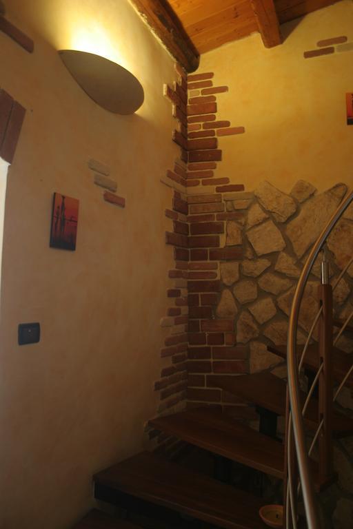 Alla Corte Dei Ventimiglia Montelepre Bagian luar foto