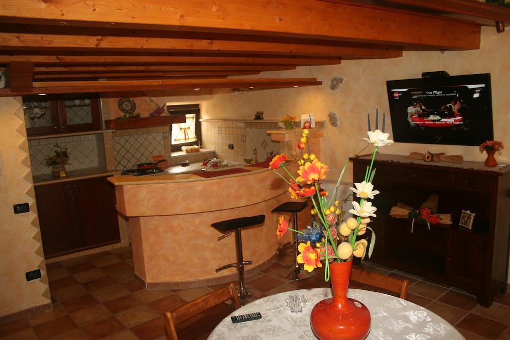 Alla Corte Dei Ventimiglia Montelepre Bagian luar foto